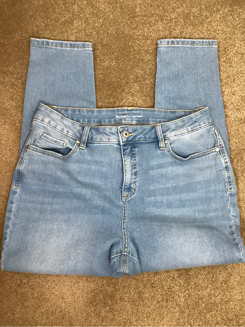 MacStyle & Co. 14 Short Curvy Skinny Jeans Mid Rise Tummy control Light Blue